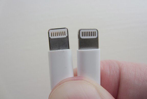 Como identificar cabo Lightning original da Apple 1 O conector Lightning